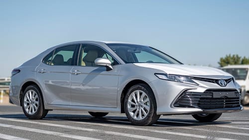 Toyota Camry LE 2.5P AT MY2024 – SILVER