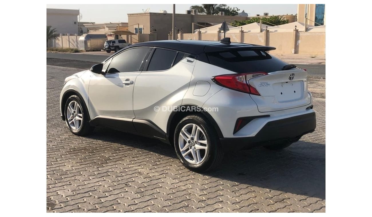 Toyota CHR Toyota C-HR Hybrid 2021 (1.8L) GCC Specs Full Option