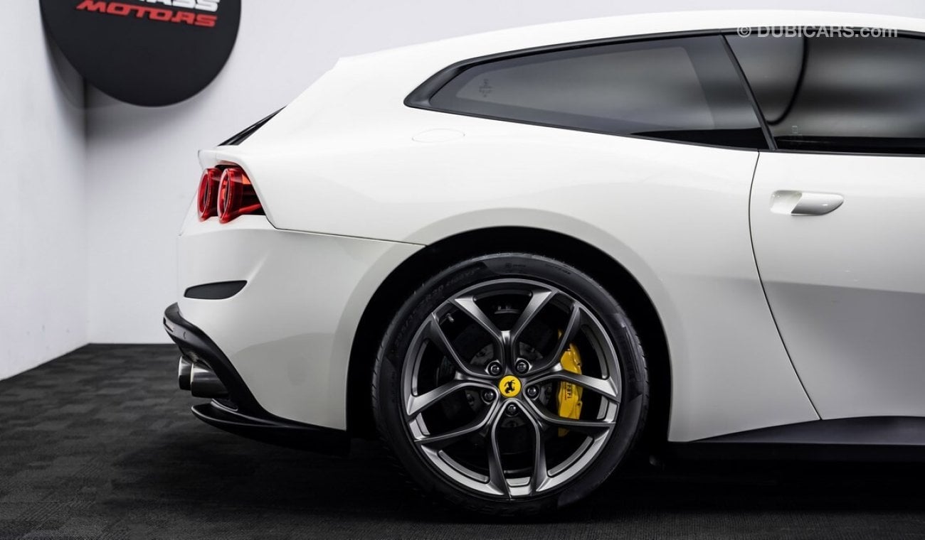 Ferrari GTC4Lusso T 2018 - GCC - Under Warranty and Service Contract