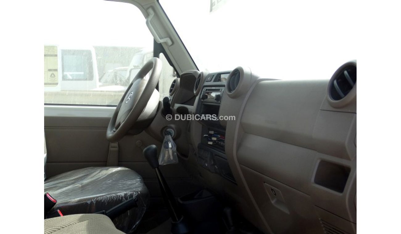 Toyota Land Cruiser Pick Up 2 door diesel full 4.2L