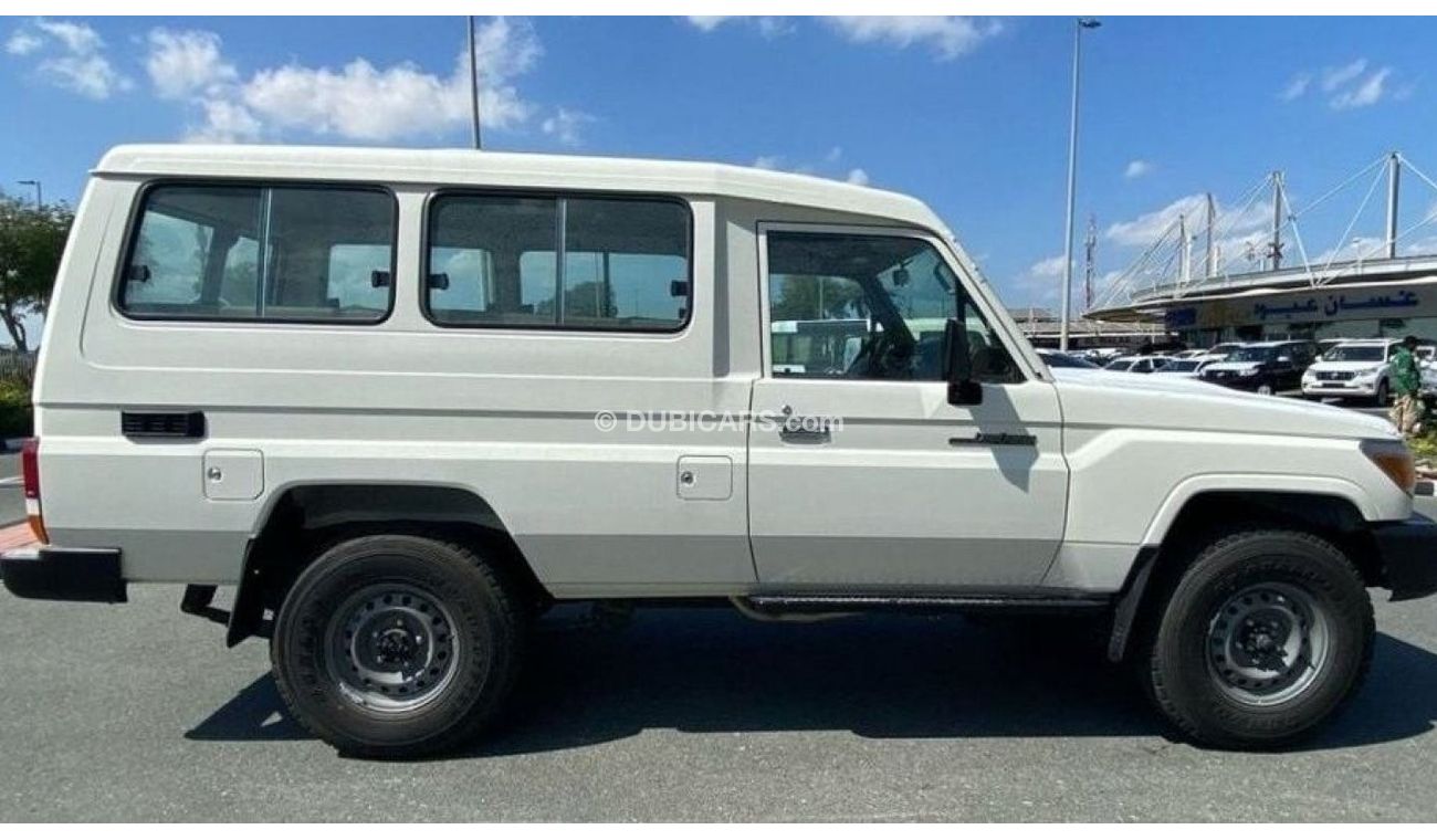 تويوتا لاند كروزر هارد توب toyota land cruiser hard top  3 doors  2023