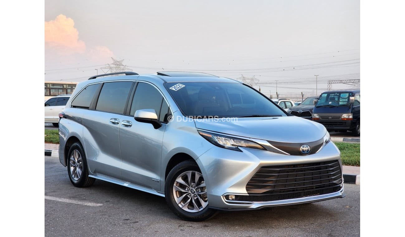 تويوتا سيينا TOYOTA Sienna XLE Hybrid  Full Option