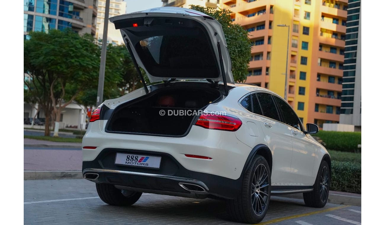 مرسيدس بنز GLC 250 Coupe AMG 2.0L 2017 Mercedes-Benz GLC250 4-Matic AMG 2.0L