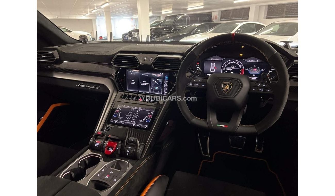 Lamborghini Urus 4.0 V8 BiTurbo Performante RIGHT HAND DRIVE