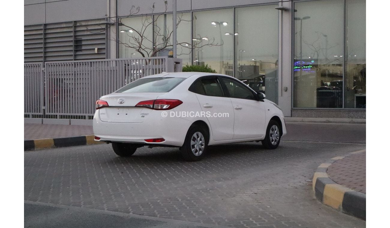 تويوتا يارس SE 1.3L (98 HP) Sedan