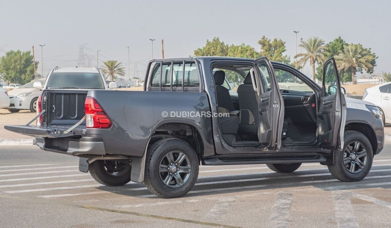 تويوتا هيلوكس HILUX 2.4L AT