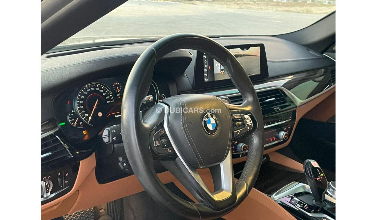 بي أم دبليو 540i Luxury 3.0L