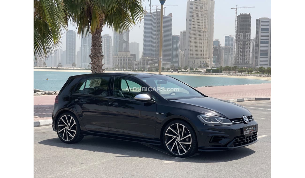 Volkswagen Golf GOLF R GCC