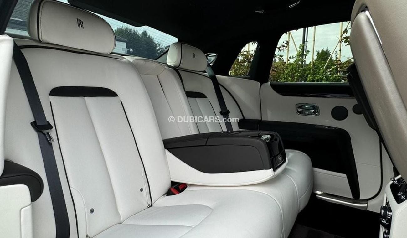 Rolls-Royce Ghost 4dr Auto 6.8 RIGHT HAND DRIVE