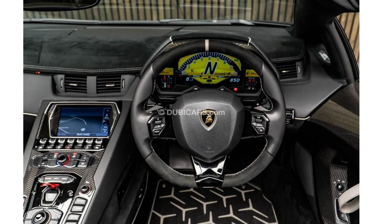 Lamborghini Aventador 6.5 V12 LP 750-4 Superveloce Roadster RIGHT HAND DRIVE