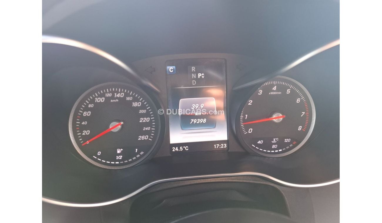 مرسيدس بنز GLC كوبيه 300 Mercedes-Benz GLC300 2019 full option