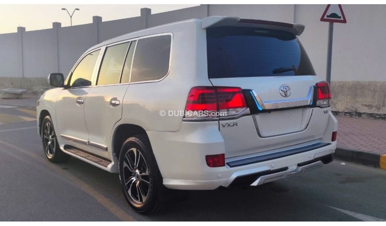 Toyota Land Cruiser V8 VX.R upgrade 2021