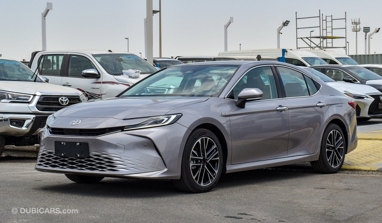 Toyota Camry 2.0 HEV