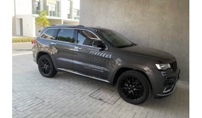 Jeep Grand Cherokee Summit 5.7L (350 HP)