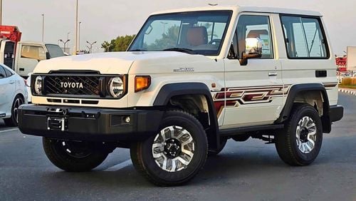 Toyota Land Cruiser Hard Top 4.0L A/T Petrol | TOP VARIANT | Winch | Diff Lock | Refrigerator | Wheel Hub | Short Chassis 3 Door