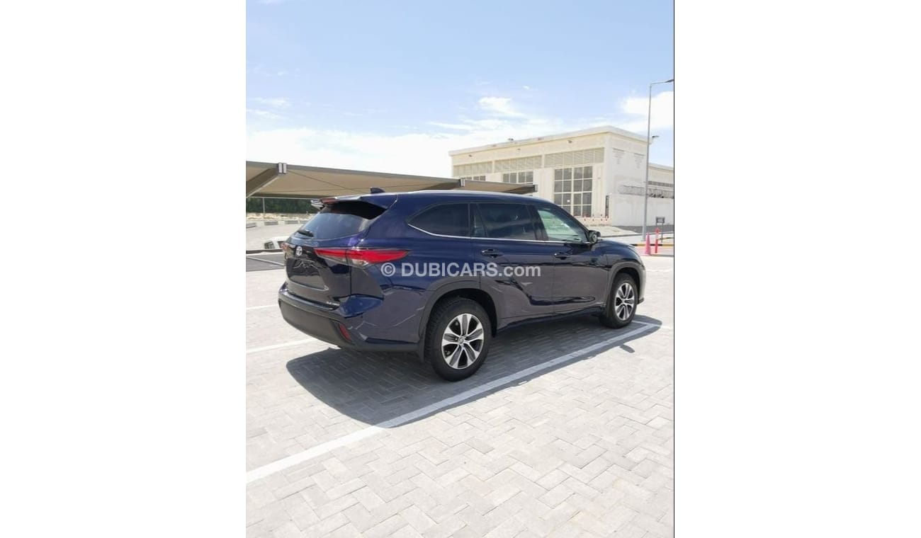 Toyota Highlander TOYOTA HIGHLANDER XLE - 2022 - BLUE