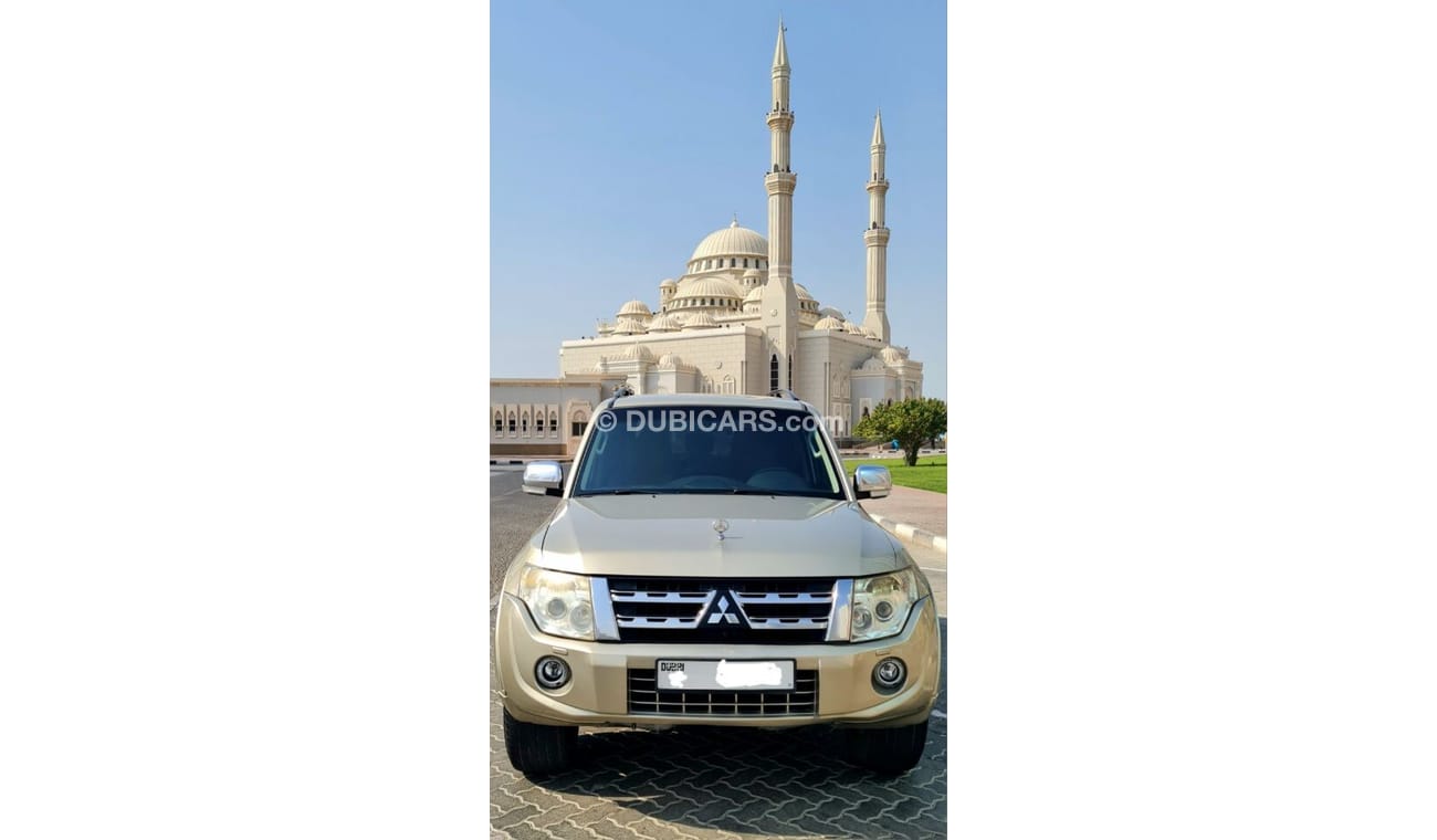 Mitsubishi Pajero PAJERO 2013 GCC 2 DOOR  LOW MILEAGE