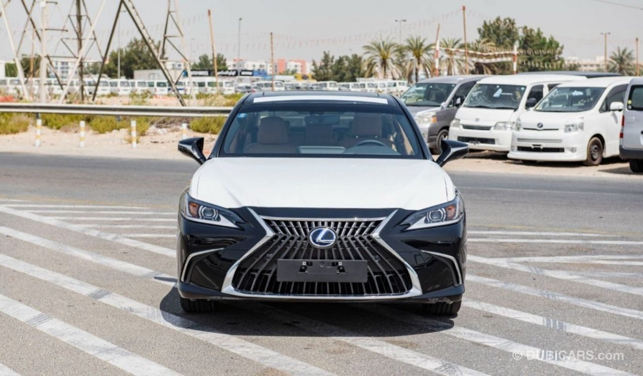 لكزس ES 300 2.5L HYBRID: SUNROOF, REAR SPOILER, SMART ENTRY, LEATHER, REAR CAMERA