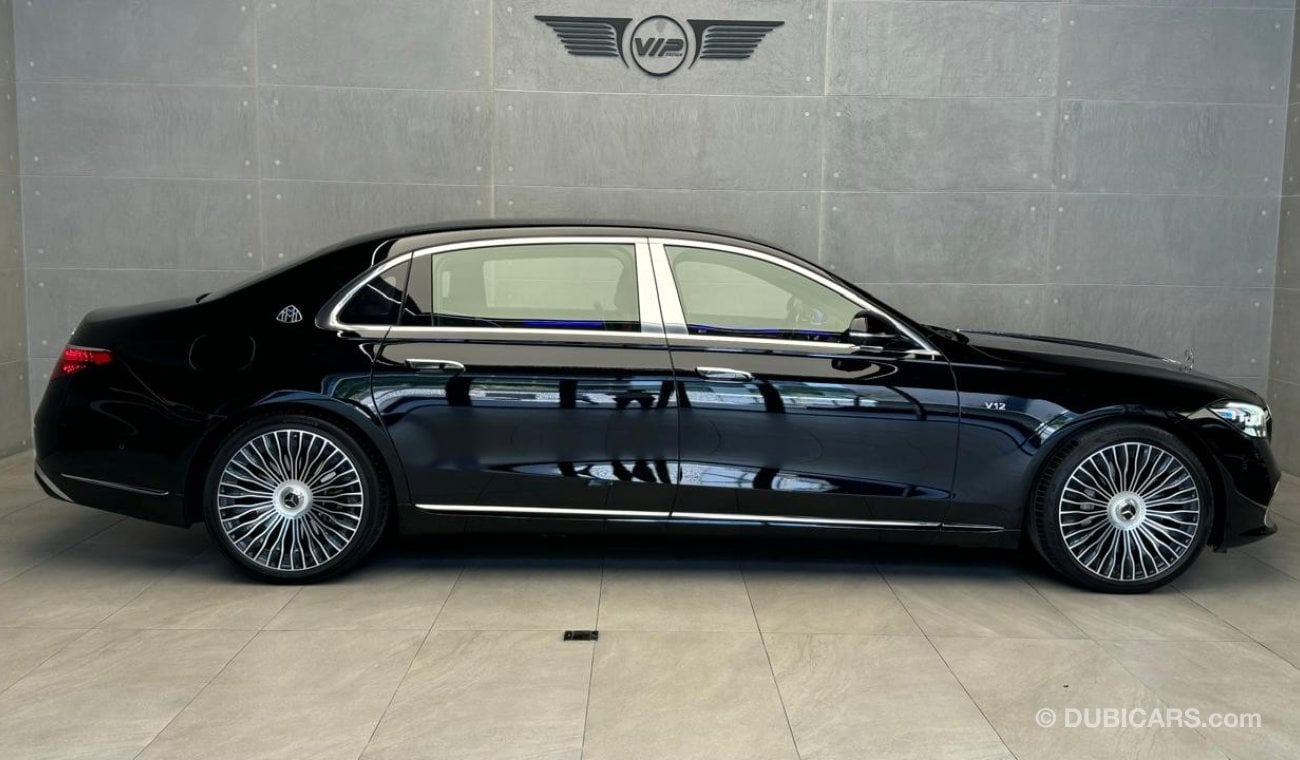 مرسيدس بنز S680 Maybach S680 maybach//fully loaded//gcc // low mileage