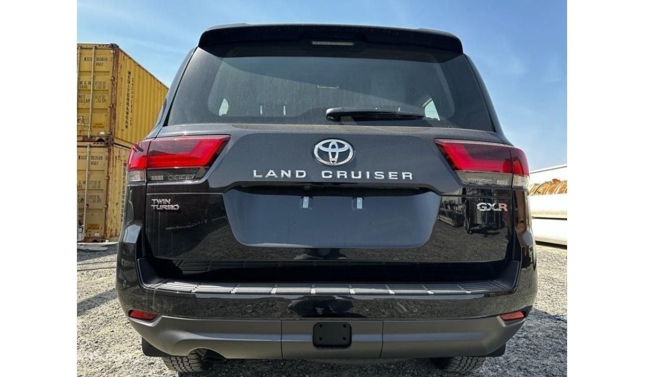 تويوتا لاند كروزر 2024 Toyota Land Cruiser LC300 GXR 3.5L V6 Twin-Turbo Petrol A/T 4WD Only For Export