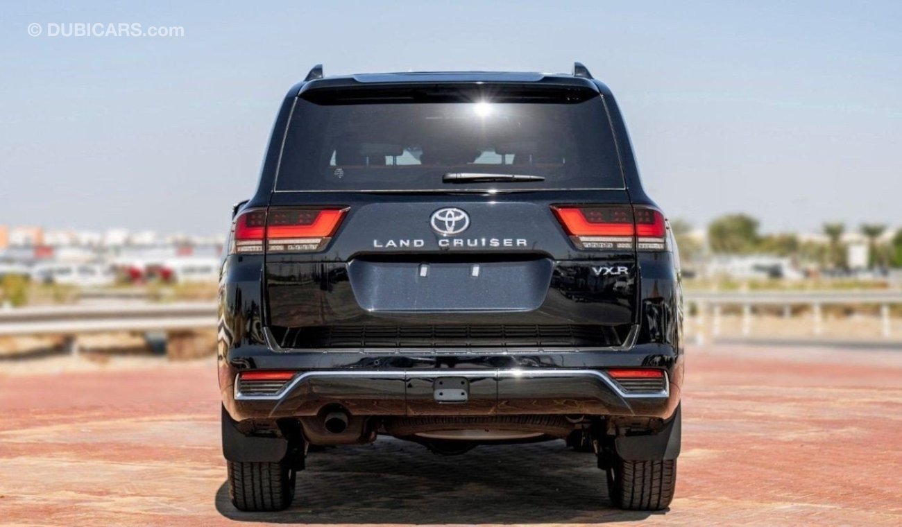 Toyota Land Cruiser LC300 VXR 3.5P AT MY2024 – BLACK