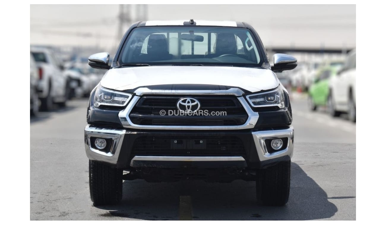 تويوتا هيلوكس Hilux 2.4L diesel 2024 MT