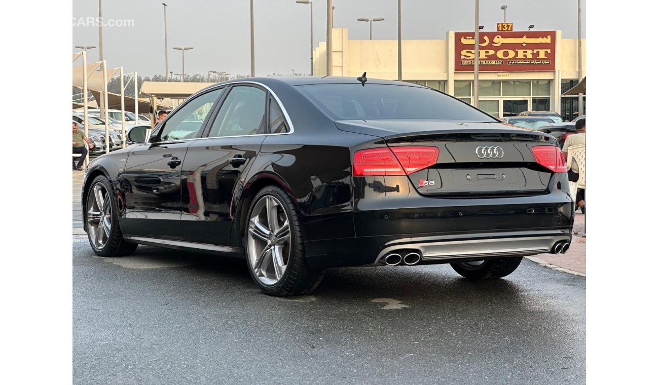 Audi S8 TFSI quattro Top Audi S8 S-LINE _GCC_2014_Excellent Condition _Full option_Fully original paint