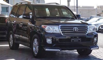 Toyota Land Cruiser GXR V8