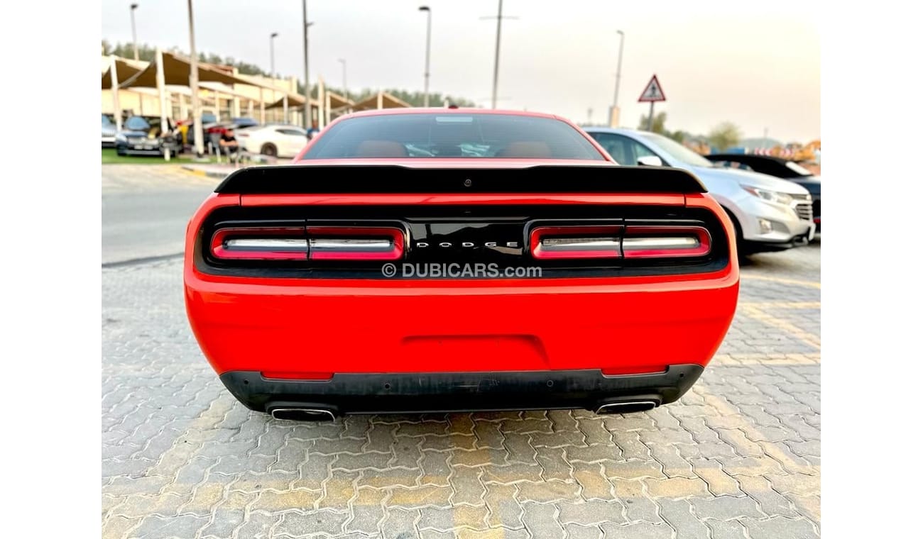 Dodge Challenger SXT For sale 1400/- monthly