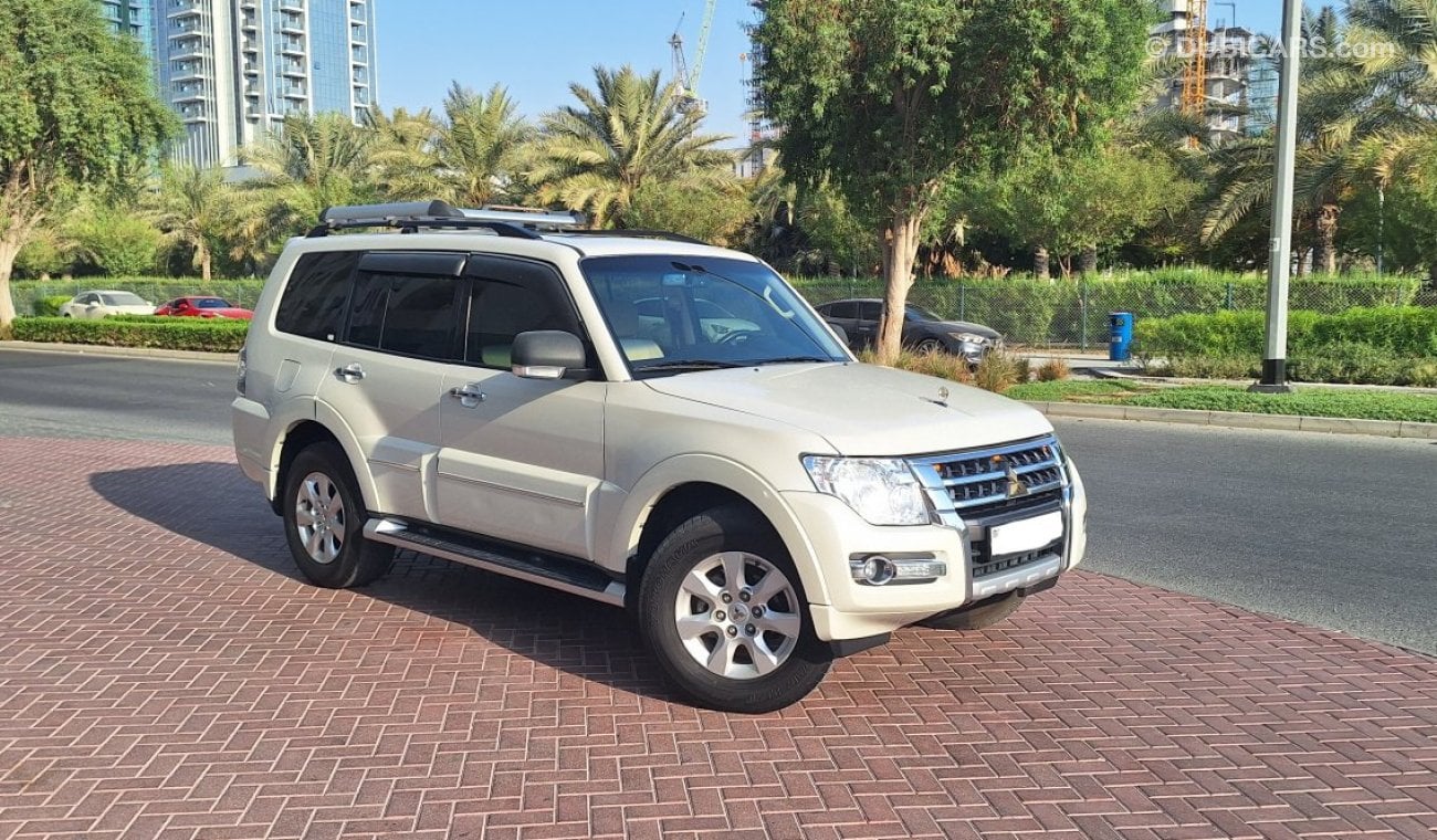 Mitsubishi Pajero GLS Midline Sunroof 3.0L V6