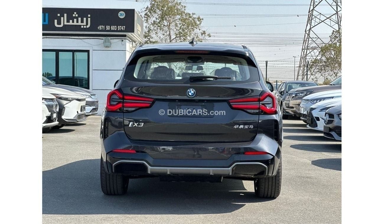 بي أم دبليو iX3 BMW IX3 2024