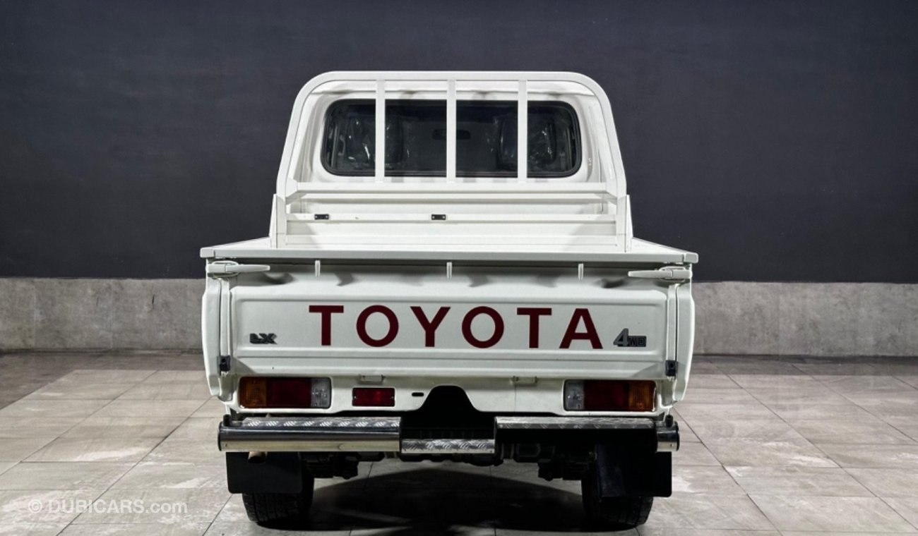 تويوتا لاند كروزر بيك آب Toyota landcuriser pickup 2013 V8