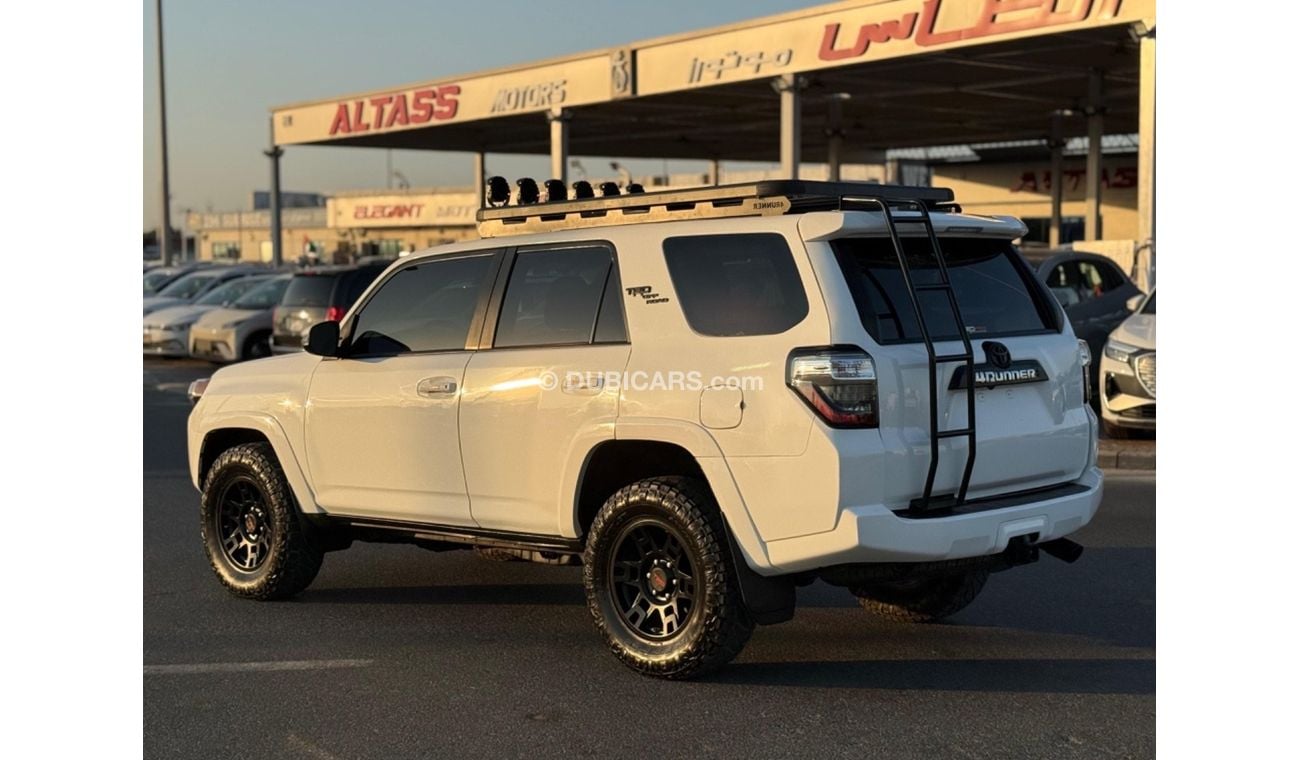 تويوتا Runner4 TOYOTA 4Runner TRD Off Road