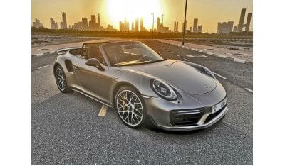 Porsche 911 3.8L (560 HP) Convertible