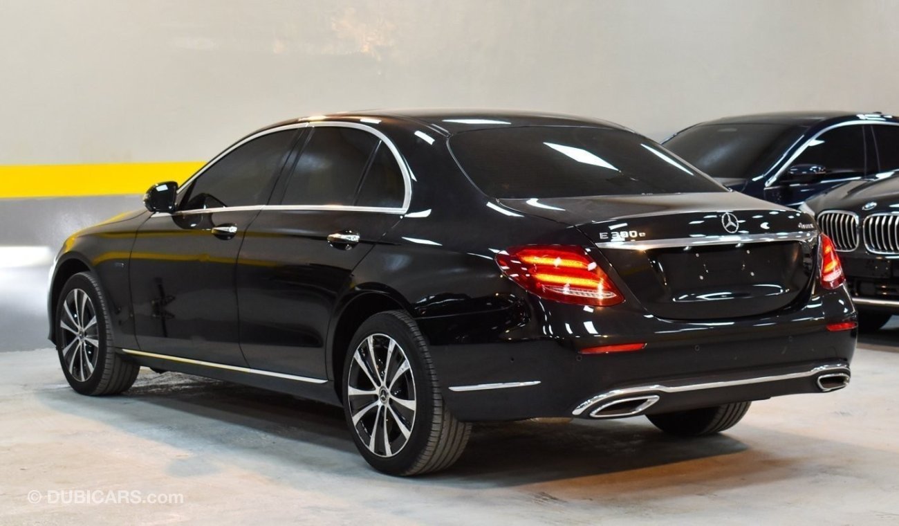 مرسيدس بنز E300 EQ POWER Hybrid  4Mattic  Korean specs