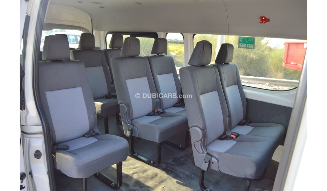 Toyota Hiace Commuter 3.5L M/T