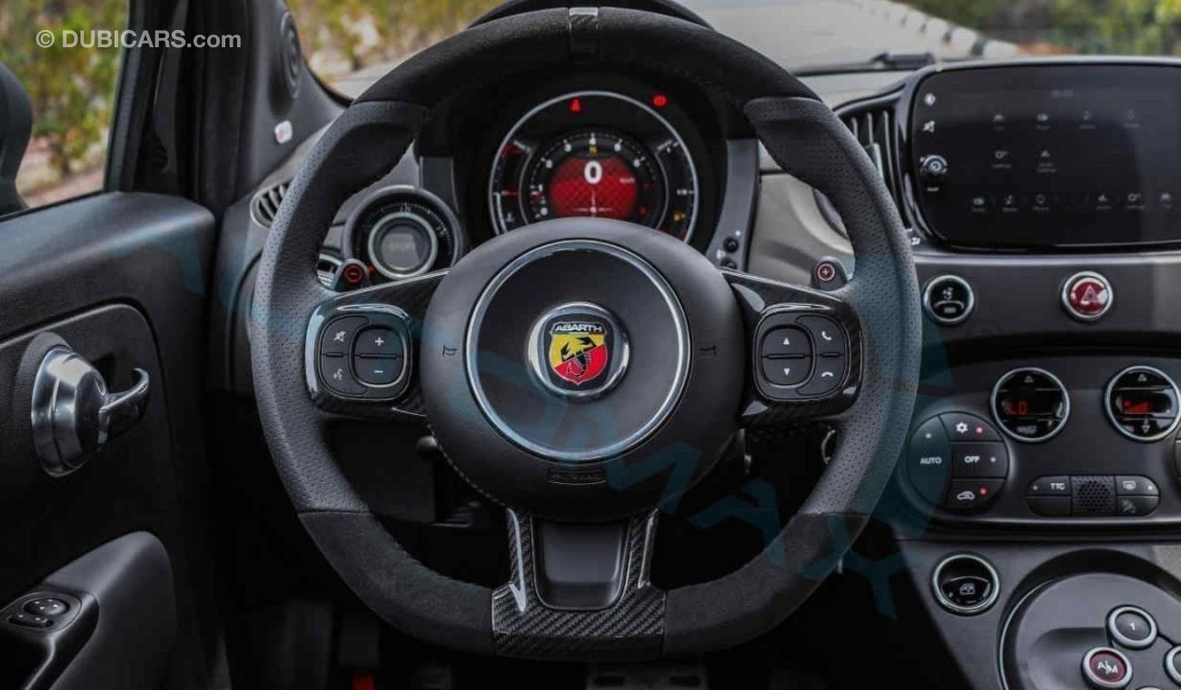 Abarth 695 (НА ЭКСПОРТ , For Export) Cabrio Turismo 1.4 Turbocharged , 2024 GCC , 0Km , Без пробега