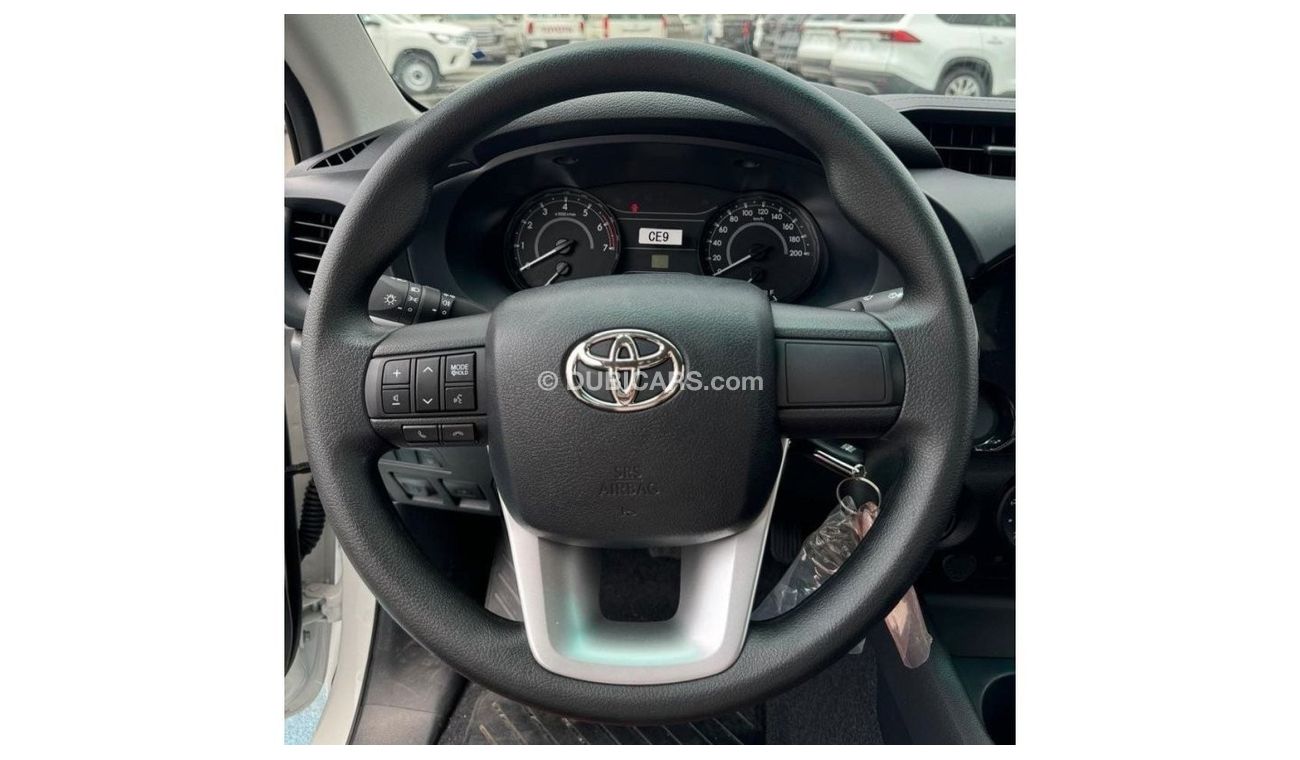 تويوتا هيلوكس Toyota Hilux Basic 2.7 L Petrol 2024 Brand NEW!!! 4 WD