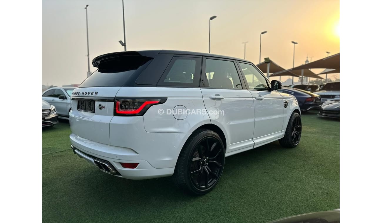 Used Land Rover Range Rover Sport HSE 2016 for sale in Dubai - 640412