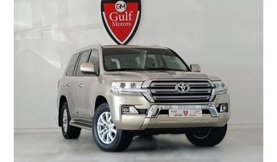 تويوتا لاند كروزر 2017 TOYOTA LAND CRUISER GXR GOLD  AUTOMATIC TRANSMISSION IN EXCELLENT CONDITION.