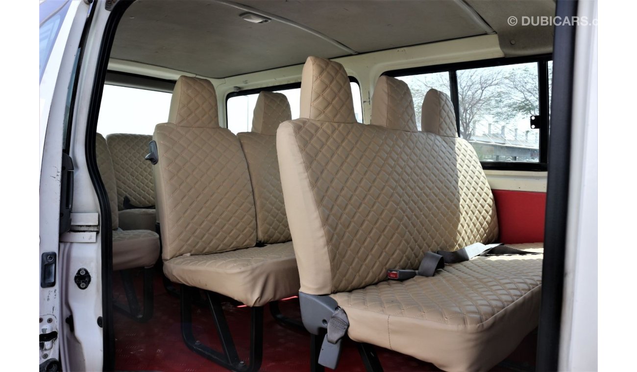 Toyota Hiace TOYOTA HAIC 15 PASSENGER 2009