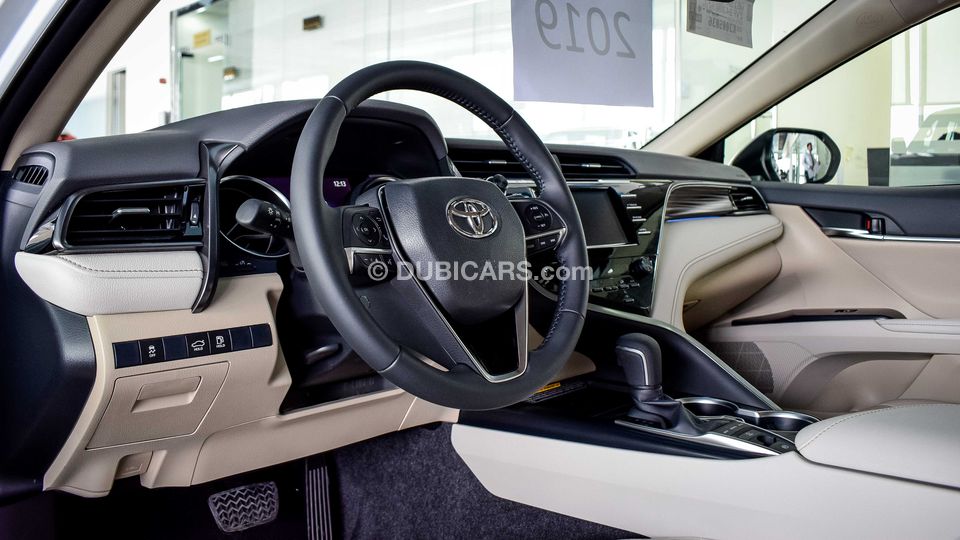 New Toyota Camry SE+ V6 2019 for sale in Abu Dhabi - 189527