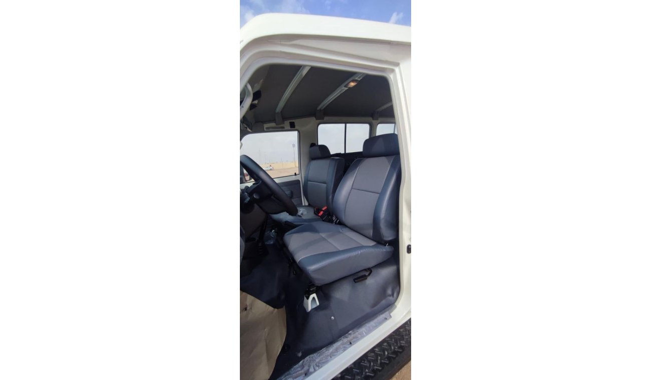 Toyota Land Cruiser Hard Top