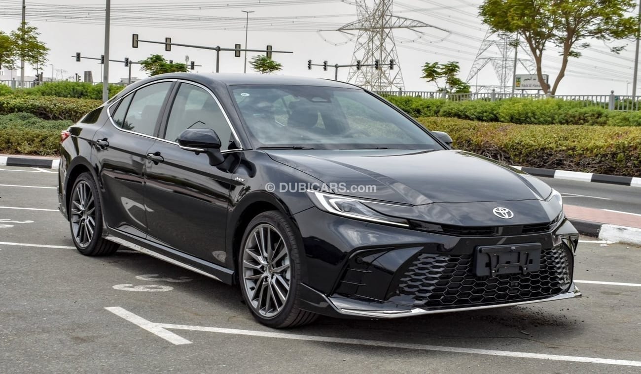 تويوتا كامري TOYOTA CAMRY 2.0 HYBIRD SPORT PLUS FULLY LOAD  MODEL 2024