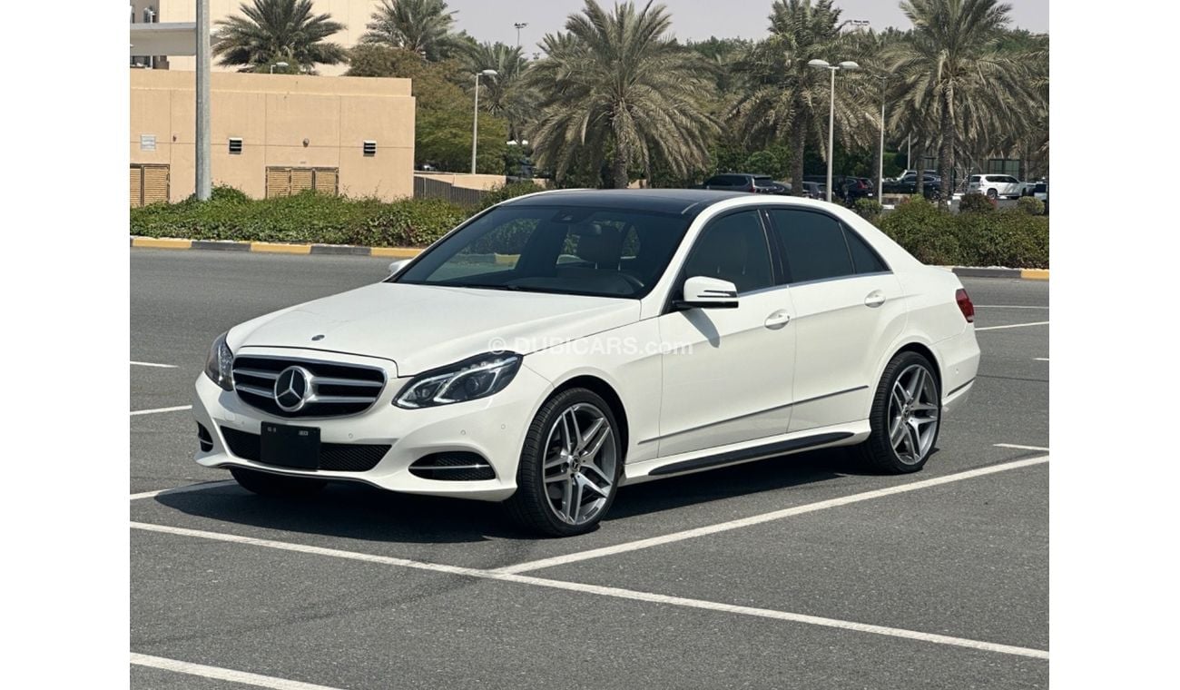 Mercedes-Benz E 350 Model 2011 GCC CAR PREFECT CONDITION FULL OPTION PANORAMIC ROOF LEATHER SEATS FACE LEFT 2016