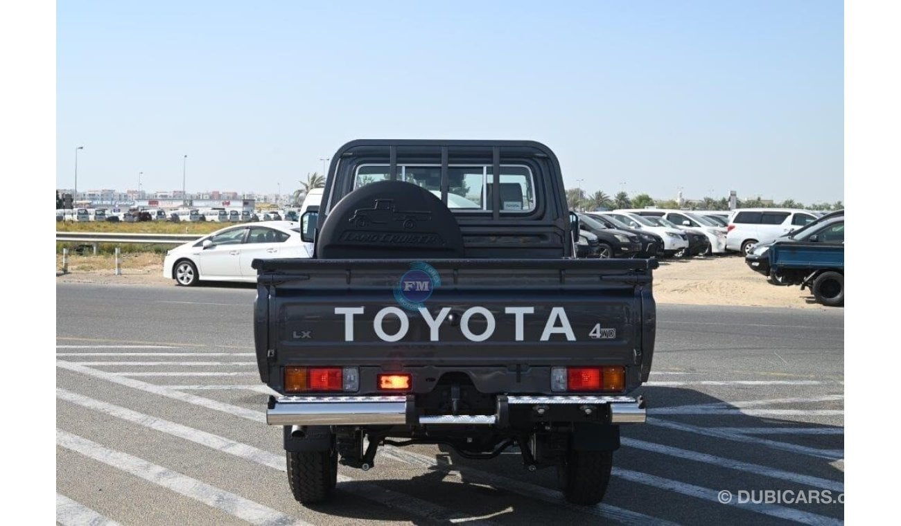 Toyota Land Cruiser Pick Up 79 Single Cab DLX 2.8L Diesel