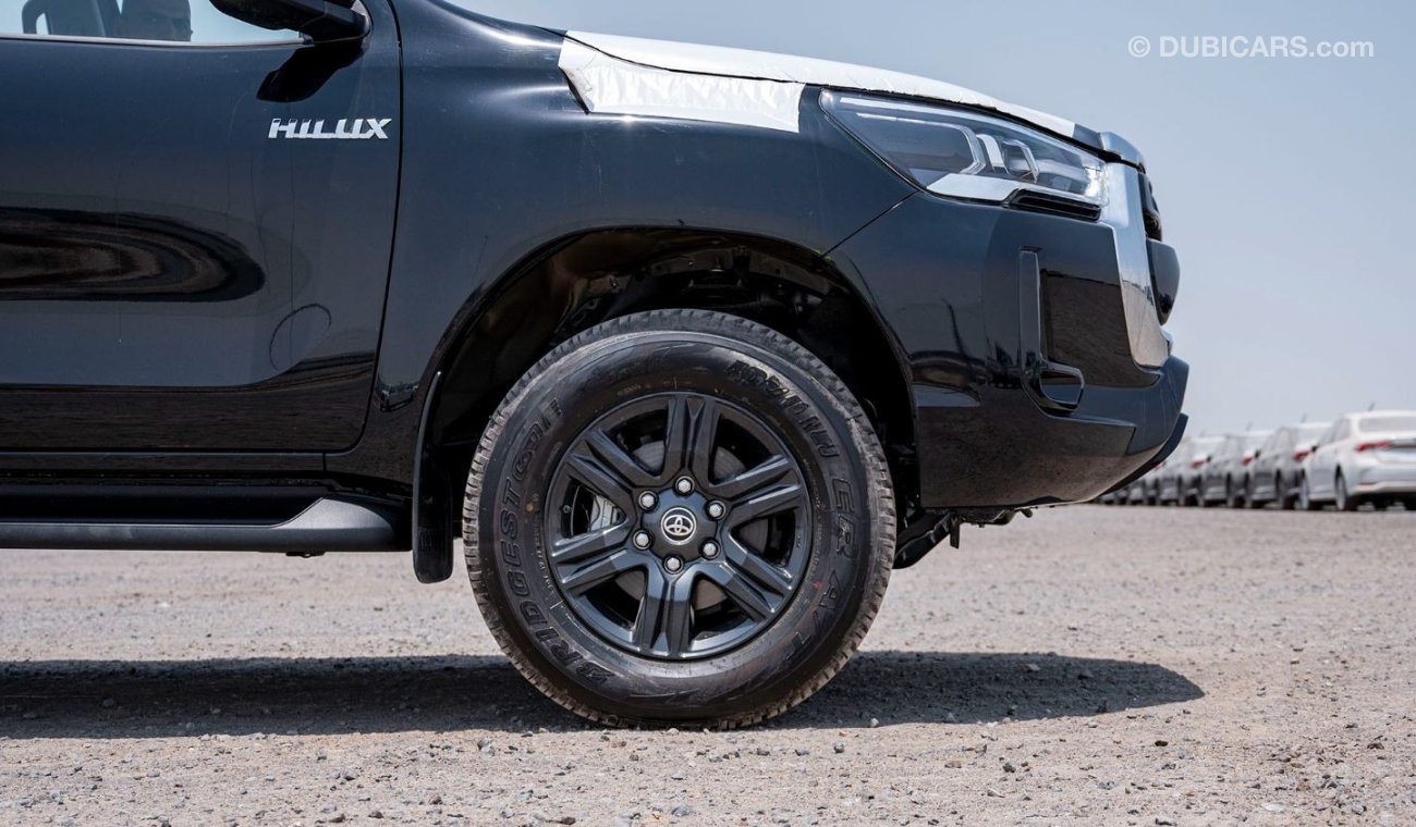 تويوتا هيلوكس TOYOTA HILUX DC 2.4D AT 4X4 MY2024 – BLACK