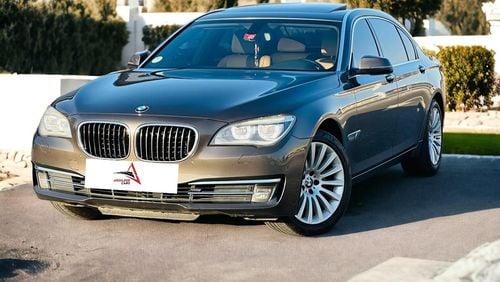 BMW 730Li AED 1,120 PM | BMW 730I | 7-SERIES | 3.0L I6| 2015 | GCC | WELLMAINTAINED | 0% DOWNPAYMENT