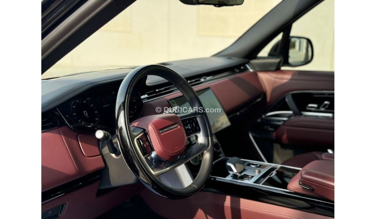 لاند روفر رينج روفر RANGE ROVER AUTOBIOGHRAPHY MODEL 2023 GCC SPECS NO ACCIDETN OR PAINT UNDER WARRANTY + SERVICE