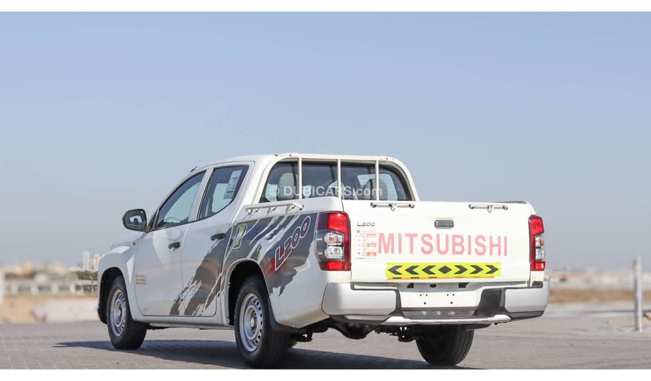 Mitsubishi L200 GL 2.4L (132 HP) Mitsubishi L200 2.4 L RWD 2021 GCC accident-free in excellent condition 1025 P.M